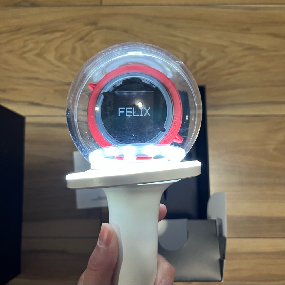 Stray Kids Light Stick Version 2 - Picture 8 of 8